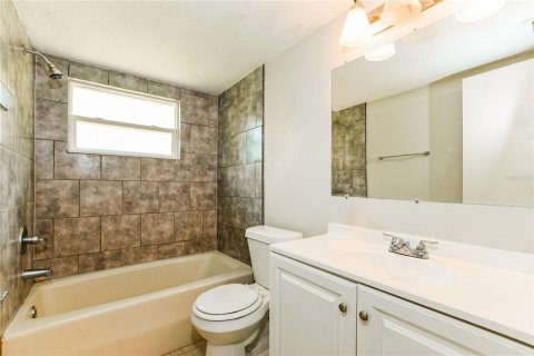 Casa en alquiler en Orlando, Florida, 3 dormitorios, 111.02 m2 № 1913616 - foto 14