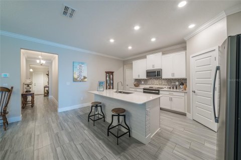Casa en venta en Land O' Lakes, Florida, 3 dormitorios, 182.83 m2 № 1906003 - foto 4