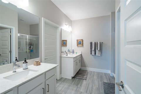 Casa en venta en Land O' Lakes, Florida, 3 dormitorios, 182.83 m2 № 1906003 - foto 9