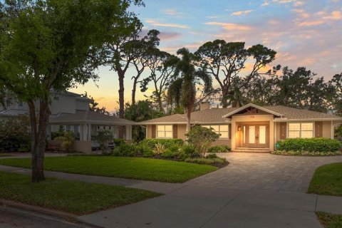 Villa ou maison à vendre à Sarasota, Floride: 3 chambres, 236.9 m2 № 2148171 - photo 2