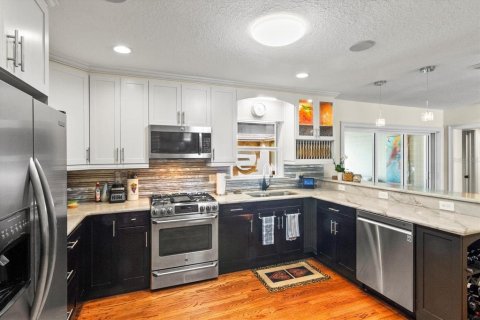Villa ou maison à vendre à Sarasota, Floride: 3 chambres, 236.9 m2 № 2148171 - photo 13
