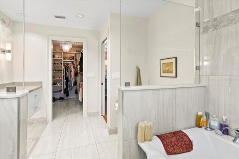 Villa ou maison à vendre à Sarasota, Floride: 3 chambres, 236.9 m2 № 2148171 - photo 30