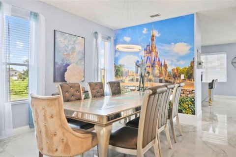 House in Davenport, Florida 5 bedrooms, 299.24 sq.m. № 1831272 - photo 8