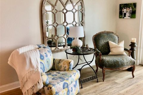 Condo in Dunedin, Florida, 1 bedroom № 2147460 - photo 4