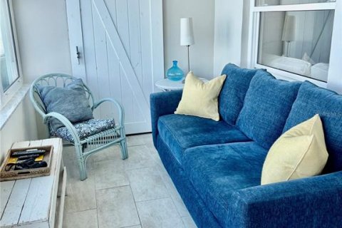 Condo in Dunedin, Florida, 1 bedroom № 2147460 - photo 18