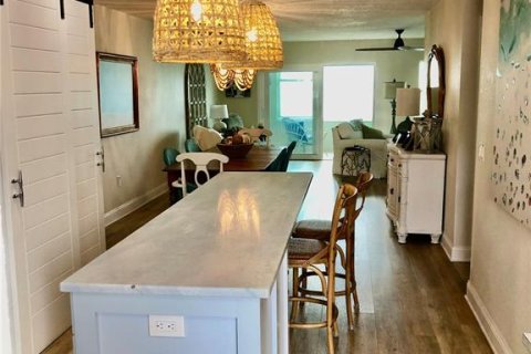 Condo in Dunedin, Florida, 1 bedroom № 2147460 - photo 5
