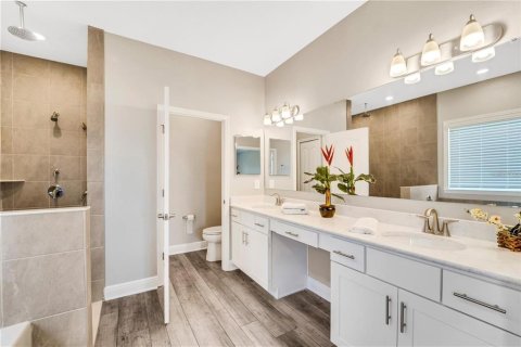 Casa en venta en Port Charlotte, Florida, 4 dormitorios, 200.76 m2 № 2384076 - foto 6