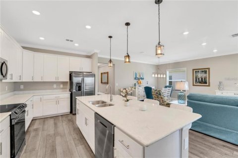 Casa en venta en Port Charlotte, Florida, 4 dormitorios, 200.76 m2 № 2384076 - foto 4