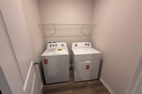 Casa en alquiler en Lakewood Ranch, Florida, 3 dormitorios, 155.33 m2 № 1909353 - foto 10