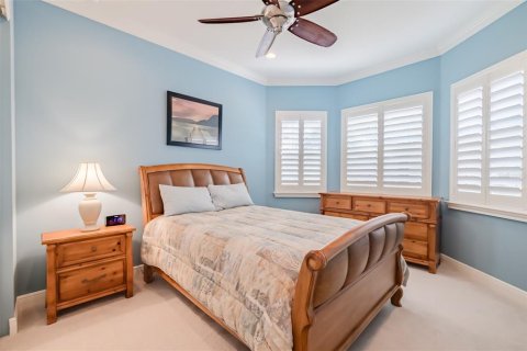 House in Wimauma, Florida 3 bedrooms, 210.98 sq.m. № 2217980 - photo 12