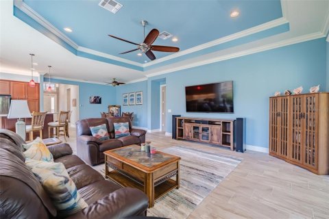 House in Wimauma, Florida 3 bedrooms, 210.98 sq.m. № 2217980 - photo 25