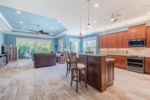 House in Wimauma, Florida 3 bedrooms, 210.98 sq.m. № 2217980 - photo 23