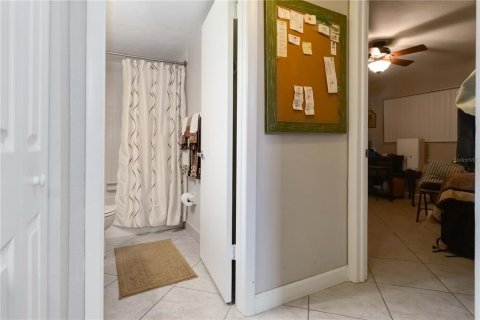 Copropriété à vendre à Cocoa Beach, Floride: 2 chambres, 102.29 m2 № 1915462 - photo 28