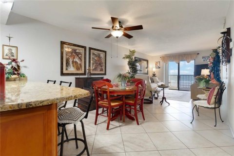 Copropriété à vendre à Cocoa Beach, Floride: 2 chambres, 102.29 m2 № 1915462 - photo 18