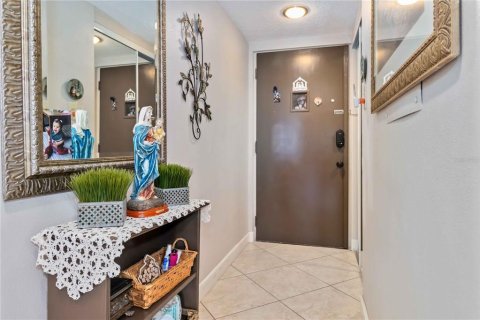 Copropriété à vendre à Cocoa Beach, Floride: 2 chambres, 102.29 m2 № 1915462 - photo 8