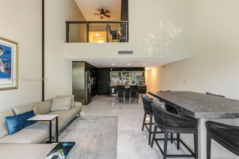 Condominio en alquiler en Miami Beach, Florida, 2 dormitorios, 157.93 m2 № 2052005 - foto 7