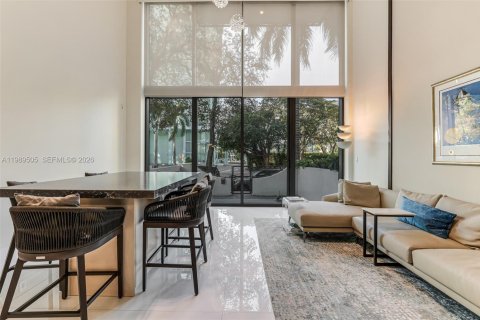 Condominio en alquiler en Miami Beach, Florida, 2 dormitorios, 157.93 m2 № 2052005 - foto 2