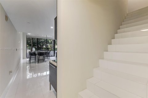 Condominio en alquiler en Miami Beach, Florida, 2 dormitorios, 157.93 m2 № 2052005 - foto 19