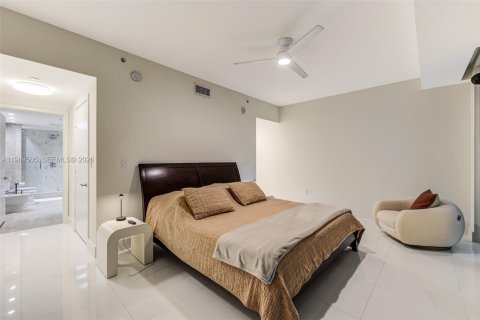 Condominio en alquiler en Miami Beach, Florida, 2 dormitorios, 157.93 m2 № 2052005 - foto 26