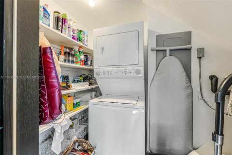 Condominio en alquiler en Miami Beach, Florida, 2 dormitorios, 157.93 m2 № 2052005 - foto 14