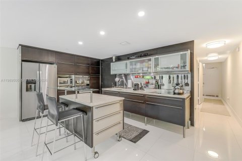 Condominio en alquiler en Miami Beach, Florida, 2 dormitorios, 157.93 m2 № 2052005 - foto 10