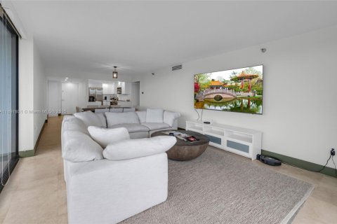 Condo in Aventura, Florida, 2 bedrooms  № 1944148 - photo 9