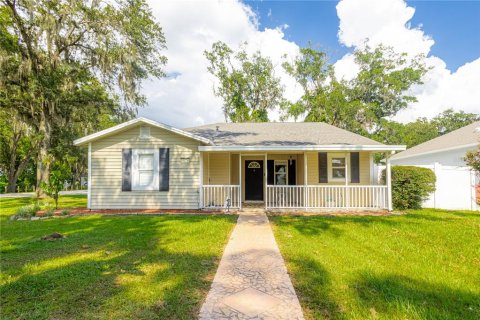 Villa ou maison à vendre à Plant City, Floride: 4 chambres, 216.93 m2 № 1865946 - photo 1