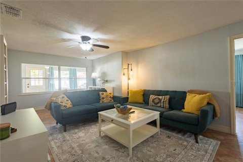 Villa ou maison à vendre à Plant City, Floride: 4 chambres, 216.93 m2 № 1865946 - photo 10