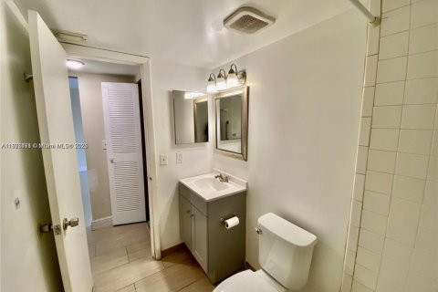 Copropriété à louer à Miramar, Floride: 2 chambres, 76.18 m2 № 1896076 - photo 10