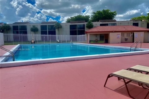 Copropriété à louer à Miramar, Floride: 2 chambres, 76.18 m2 № 1896076 - photo 23