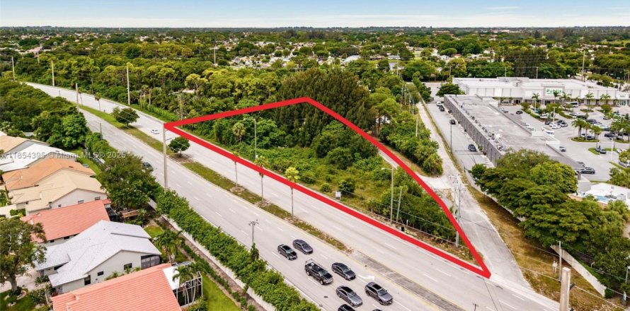 Коммерческая недвижимость в Бойнтон-Бич, Флорида № 1922631