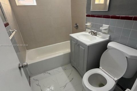 Casa en alquiler en North Miami Beach, Florida, 55.74 m2 № 2048956 - foto 5