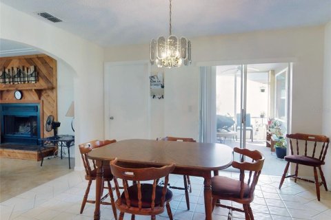 House in Edgewater, Florida 3 bedrooms, 119.57 sq.m. № 1642453 - photo 28