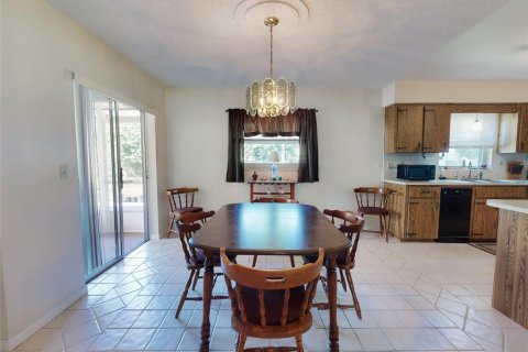 House in Edgewater, Florida 3 bedrooms, 119.57 sq.m. № 1642453 - photo 20