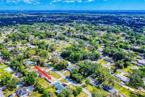 House in Edgewater, Florida 3 bedrooms, 119.57 sq.m. № 1642453 - photo 9