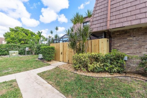 Townhouse in Boca Raton, Florida 3 bedrooms, 134.62 sq.m. № 2076232 - photo 20