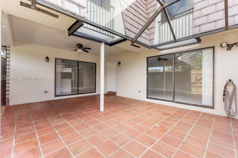 Townhouse in Boca Raton, Florida 3 bedrooms, 134.62 sq.m. № 2076232 - photo 18