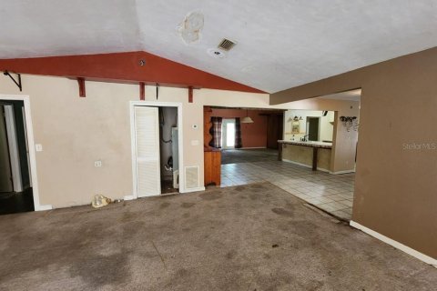 House in Alachua, Florida 3 bedrooms, 258.08 sq.m. № 1798663 - photo 8
