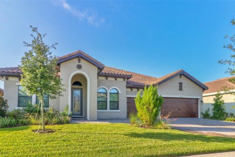 House in Odessa, Florida 4 bedrooms, 317.54 sq.m. № 2379250 - photo 2
