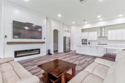 House in Odessa, Florida 4 bedrooms, 317.54 sq.m. № 2379250 - photo 6