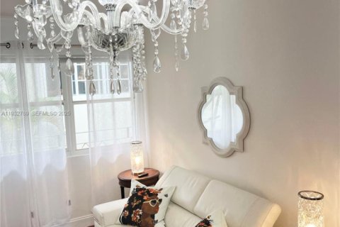 Condominio en venta en Miami Beach, Florida, 47.84 m2 № 1993885 - foto 5