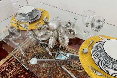 Condominio en venta en Miami Beach, Florida, 47.84 m2 № 1993885 - foto 18