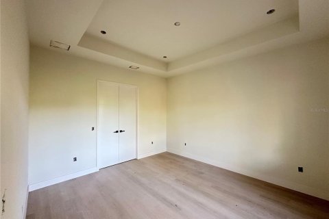 House in Port Charlotte, Florida 4 bedrooms, 200.02 sq.m. № 2108977 - photo 7