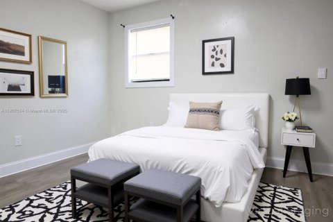 Villa ou maison à vendre à Lehigh Acres, Floride: 4 chambres, 107.02 m2 № 1953973 - photo 14