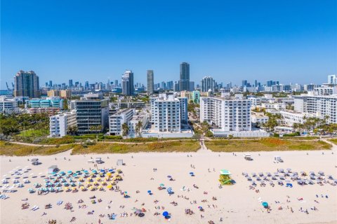 Купить кондоминиум в Майами-Бич, Флорида 1 спальня, 60.94м2, № 2006796 - фото 2