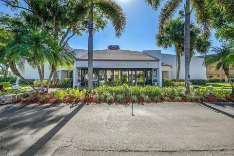Condominio en venta en Margate, Florida, 1 dormitorio, 66.89 m2 № 2181298 - foto 4