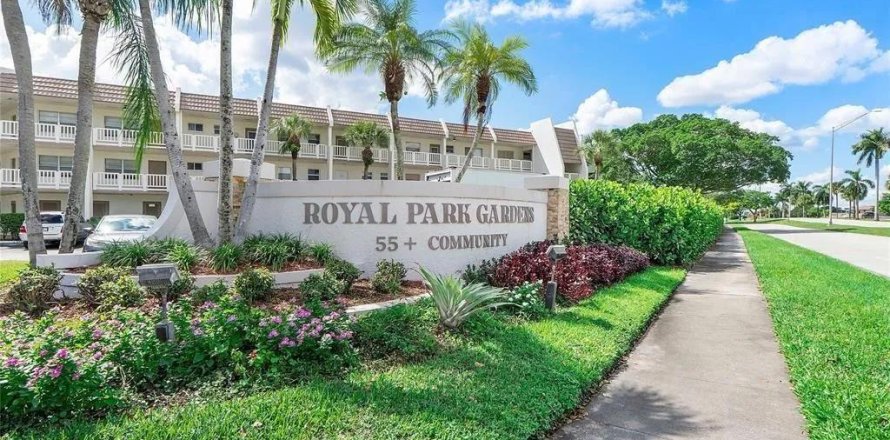 Condominio en Margate, Florida, 1 dormitorio  № 2181298