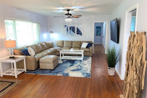 Villa ou maison à louer à Clearwater, Floride: 3 chambres, 156.26 m2 № 1196242 - photo 3