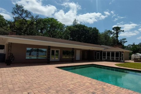 House in DeLand, Florida 5 bedrooms, 552.4 sq.m. № 1675292 - photo 29