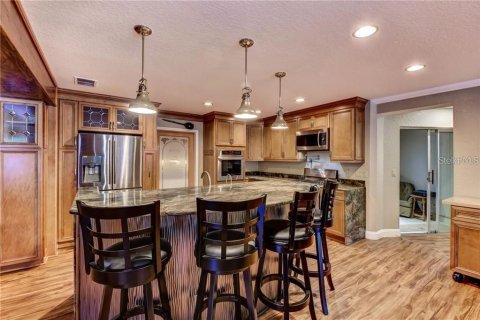 House in DeLand, Florida 5 bedrooms, 552.4 sq.m. № 1675292 - photo 13